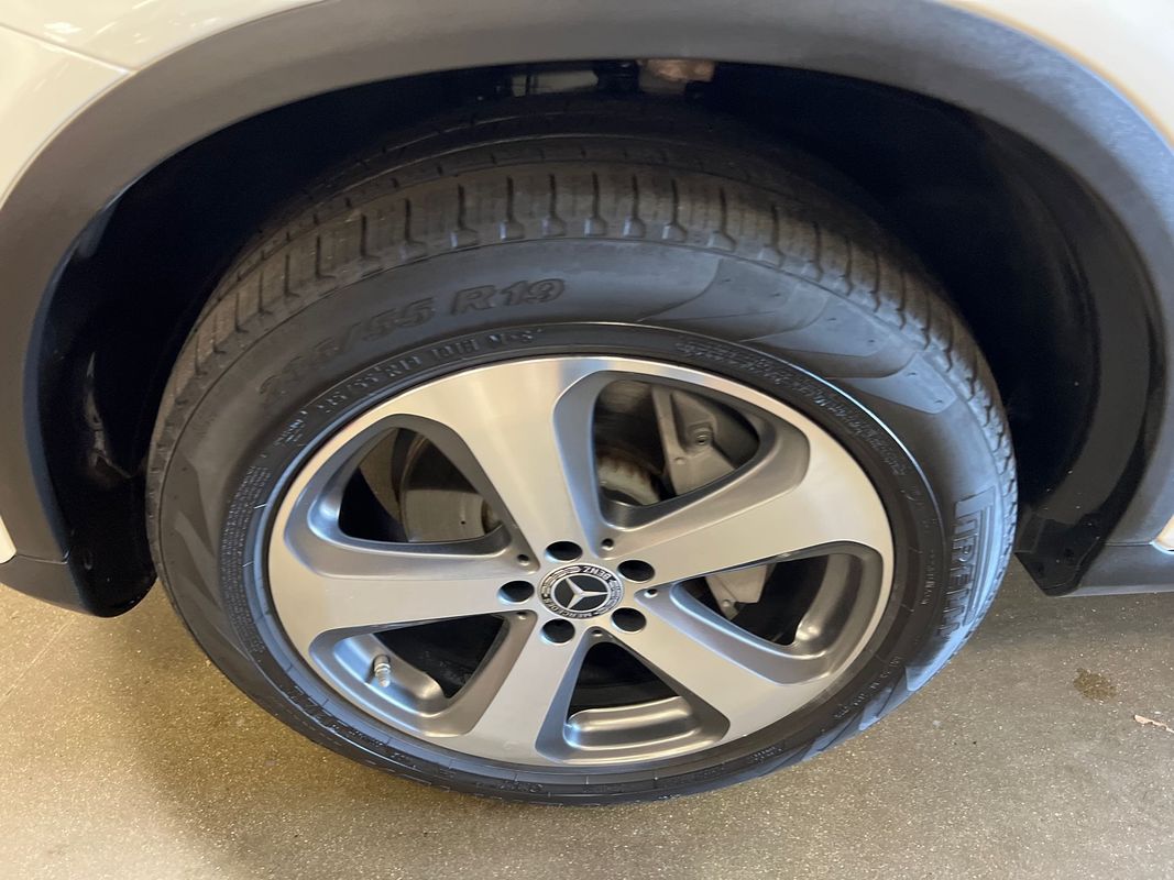 Vehicle image 49 of 120