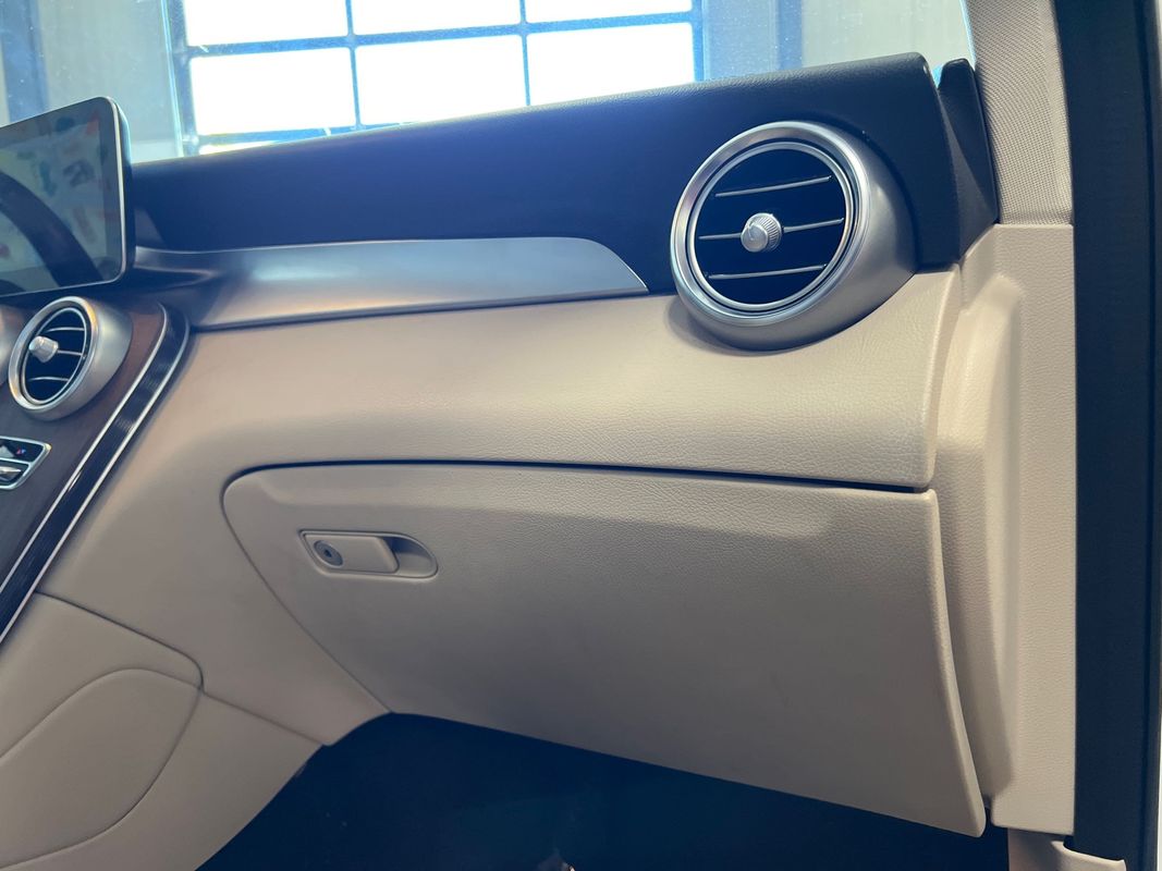 Vehicle image 91 of 120