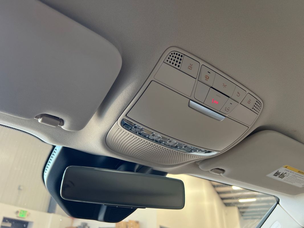 Vehicle image 83 of 120