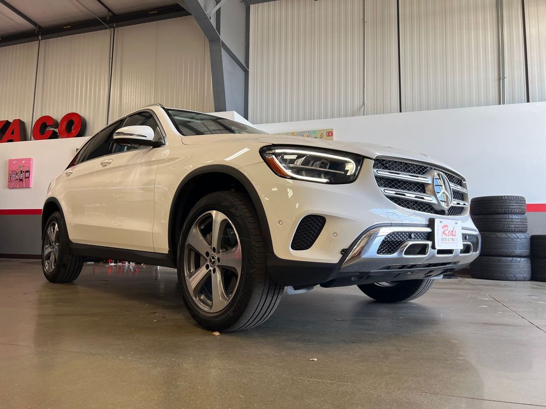 Vehicle image 11 of 120