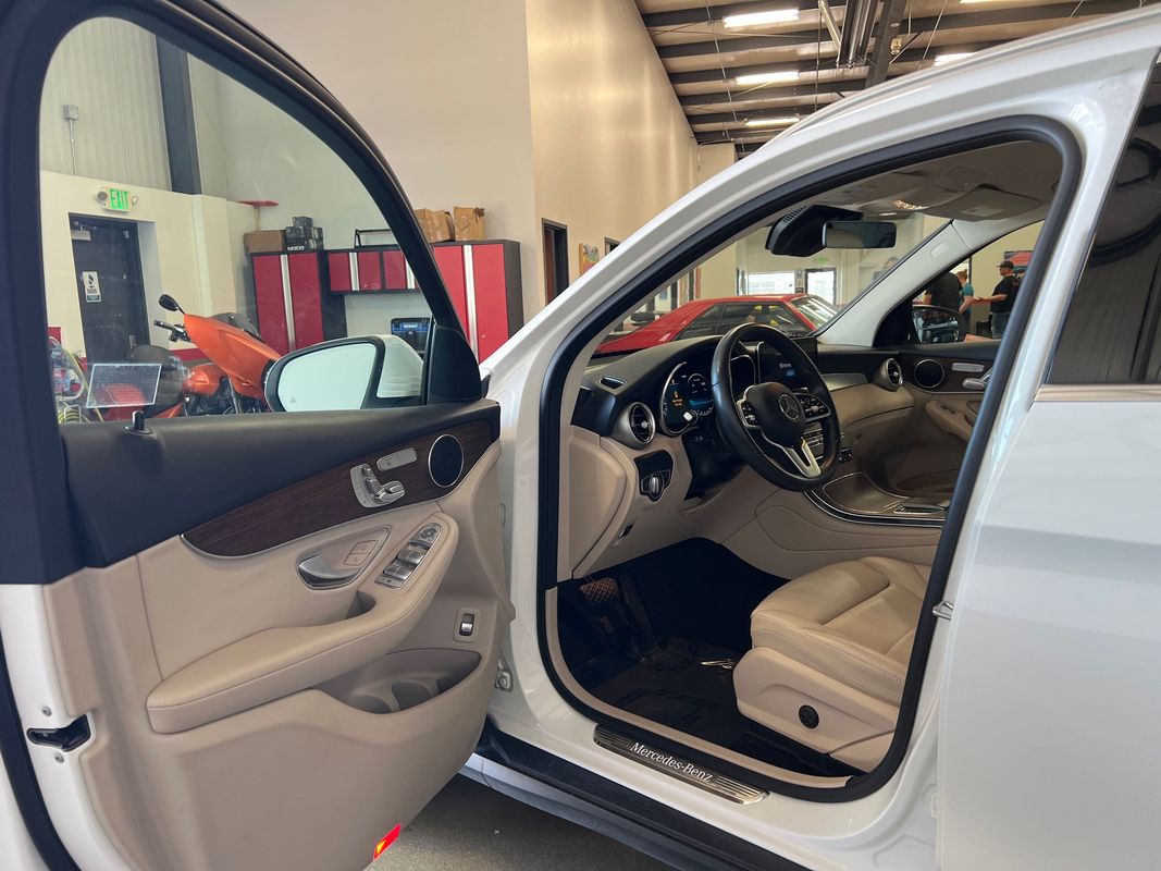 Vehicle image 66 of 120