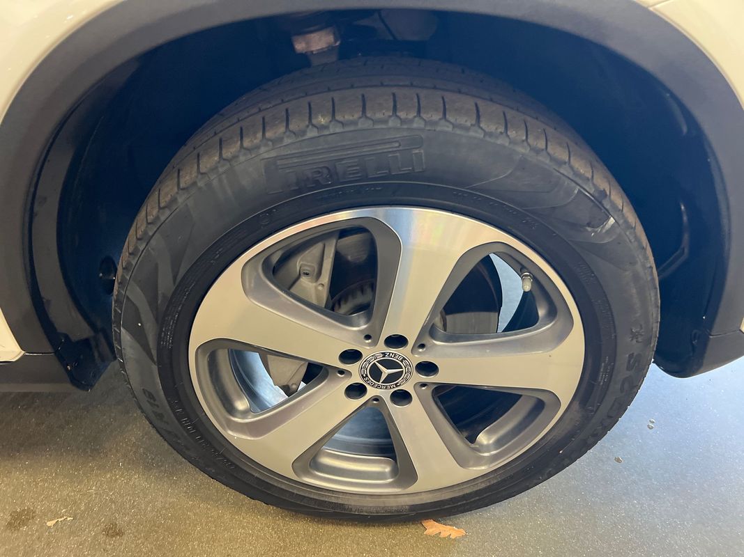 Vehicle image 59 of 120