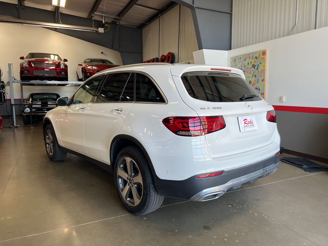 Vehicle image 19 of 120