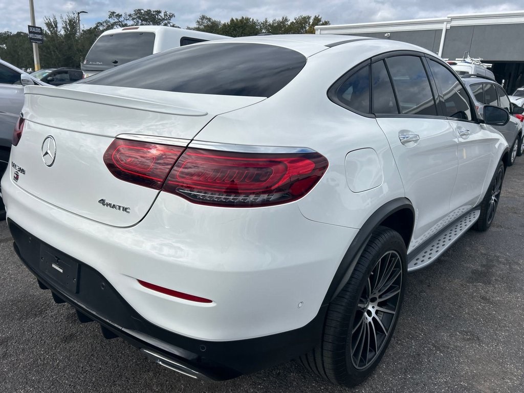 2022 Mercedes-Benz GLC 300 Image 7 of 17