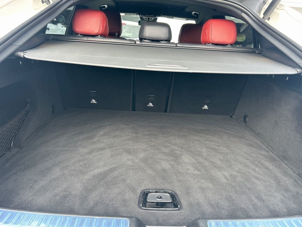 2022 Mercedes-Benz GLC 300 Image 11 of 17