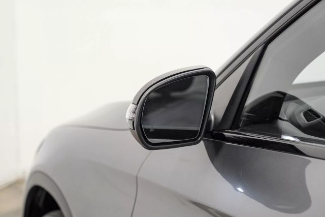 Vehicle image 34 of 54