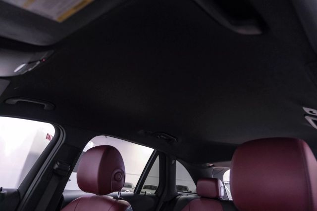 Vehicle image 26 of 54