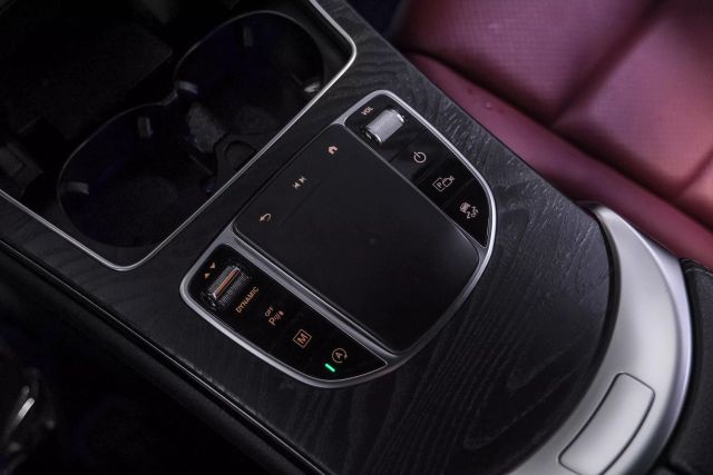 Vehicle image 22 of 54