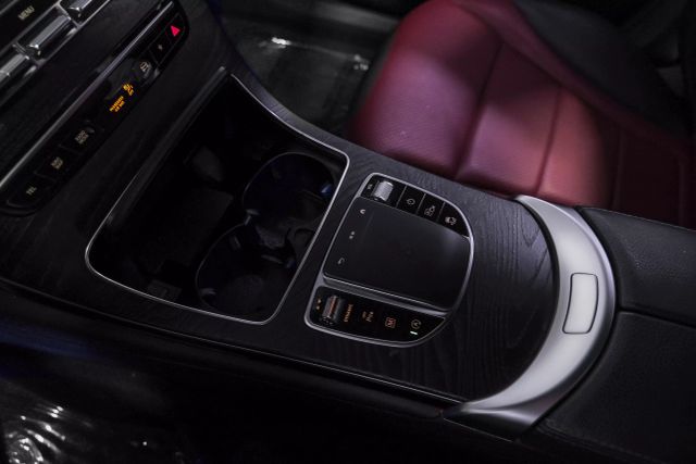 Vehicle image 21 of 54