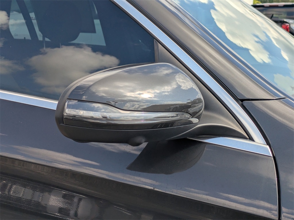 Vehicle image 34 of 34