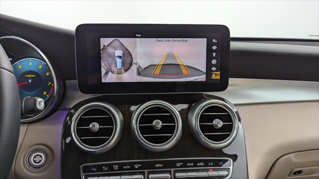 Vehicle image 20 of 31