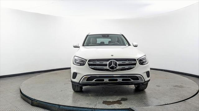 Vehicle image 3 of 31