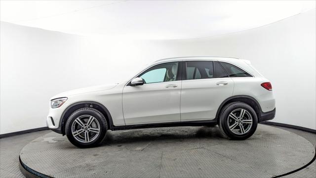 Vehicle image 9 of 31