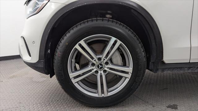 Vehicle image 11 of 31