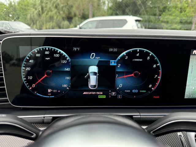 Vehicle image 21 of 35