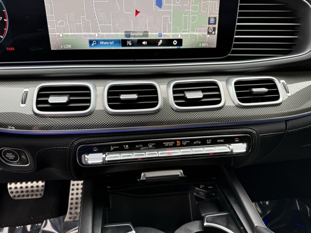 Vehicle image 25 of 35