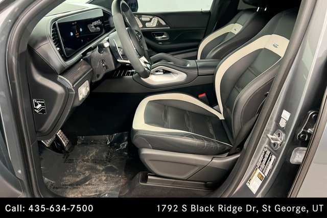 Vehicle image 17 of 25