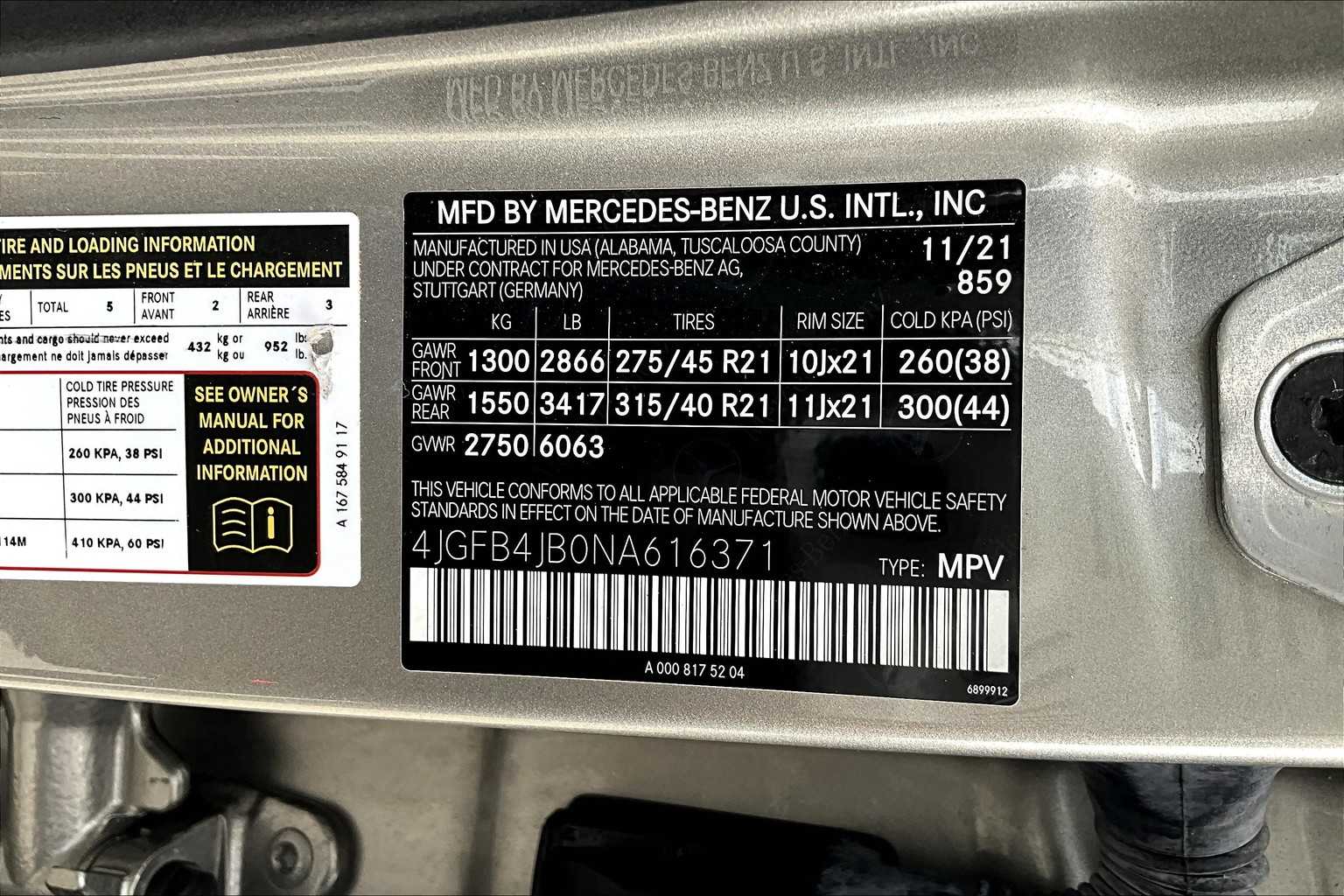 Vehicle image 28 of 36