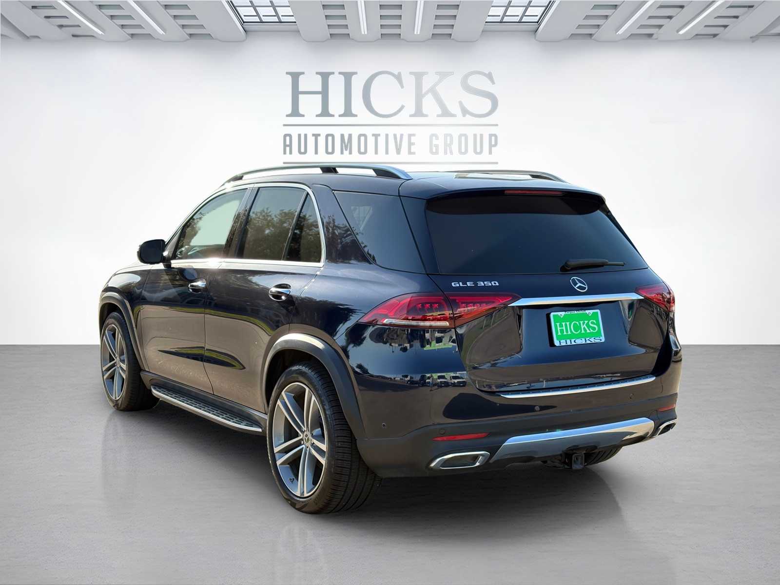 Vehicle image 7 of 23