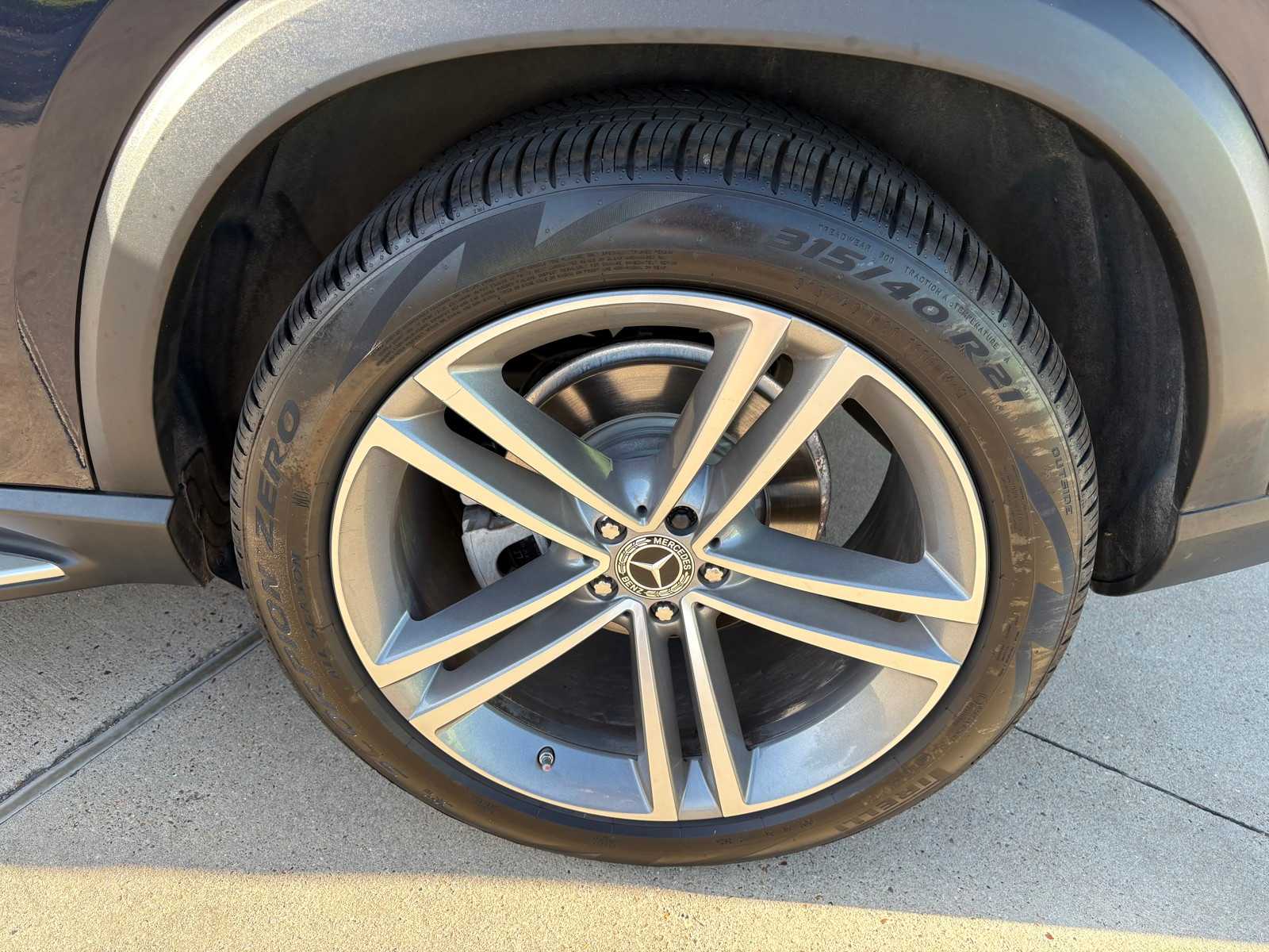 Vehicle image 9 of 23