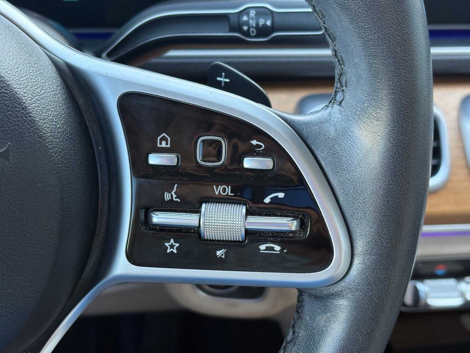 Vehicle image 22 of 23