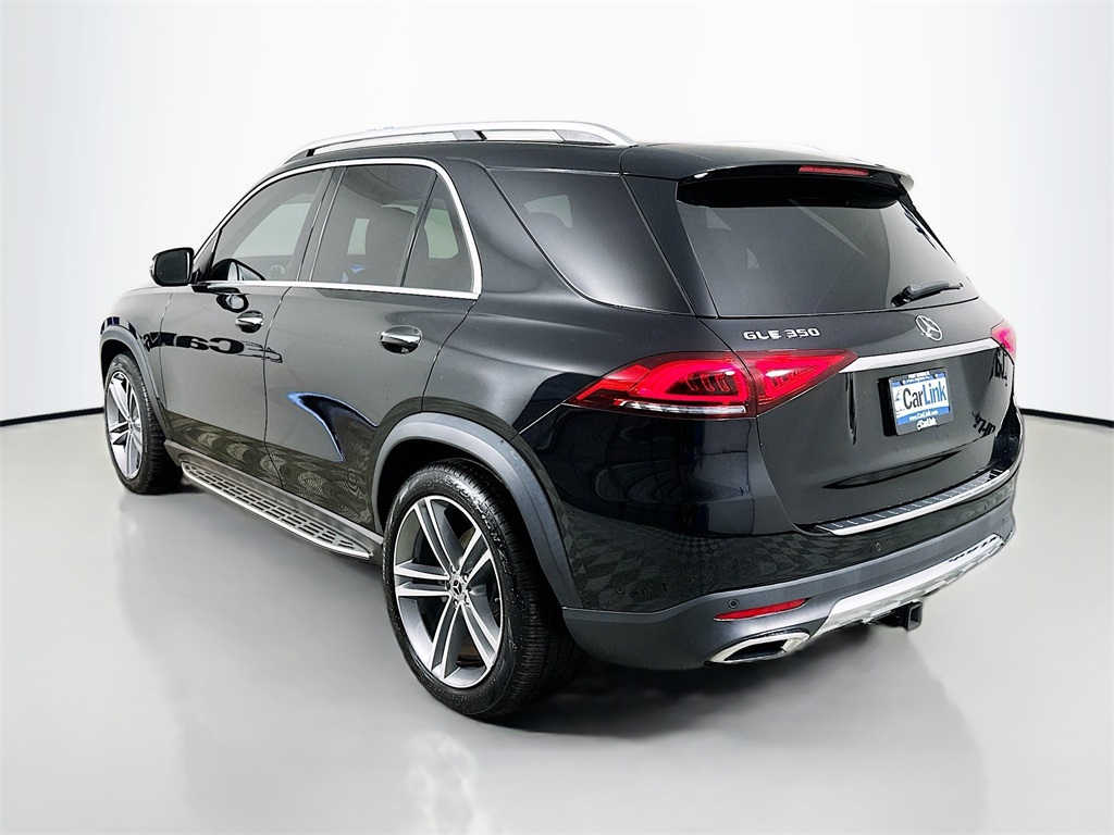 Vehicle image 7 of 34