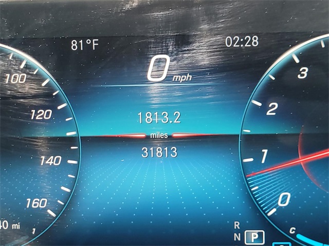 Vehicle image 14 of 32