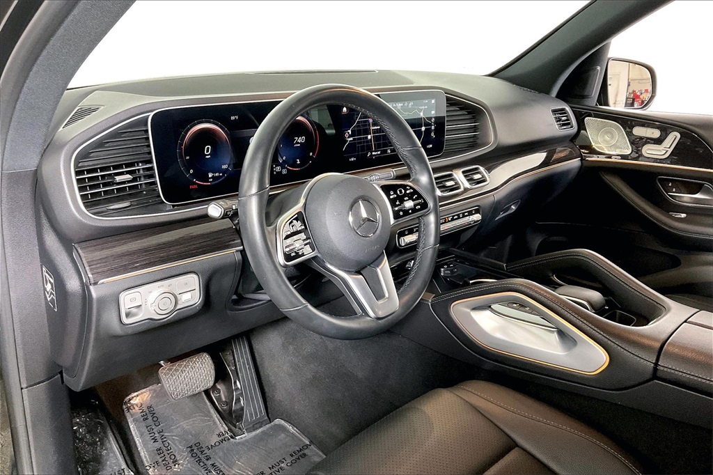 Vehicle image 12 of 29