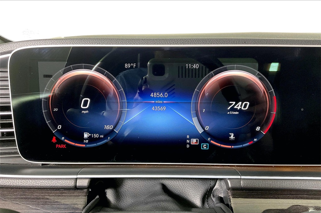 Vehicle image 18 of 29