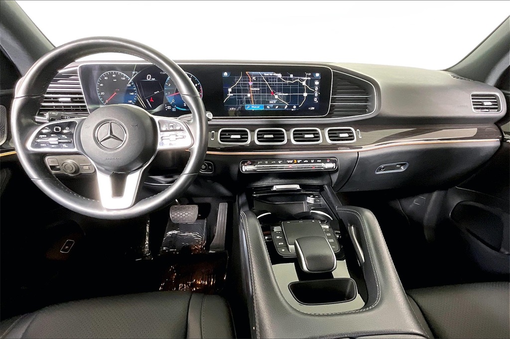 Vehicle image 13 of 29