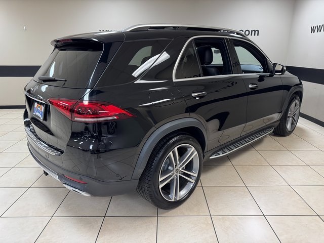 Vehicle image 4 of 28