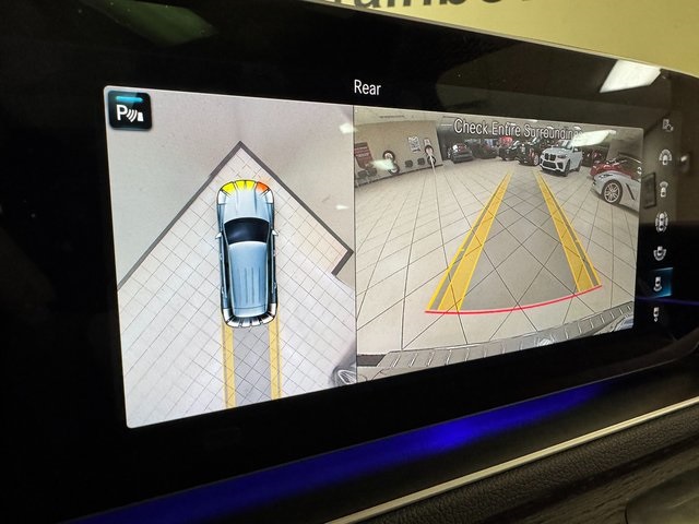 Vehicle image 15 of 28