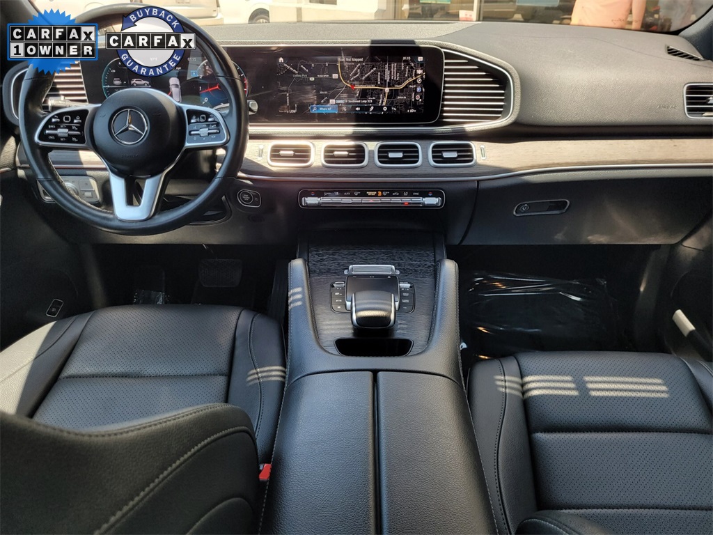 Vehicle image 17 of 40