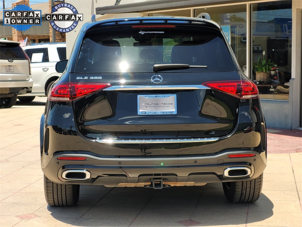 Vehicle image 32 of 40