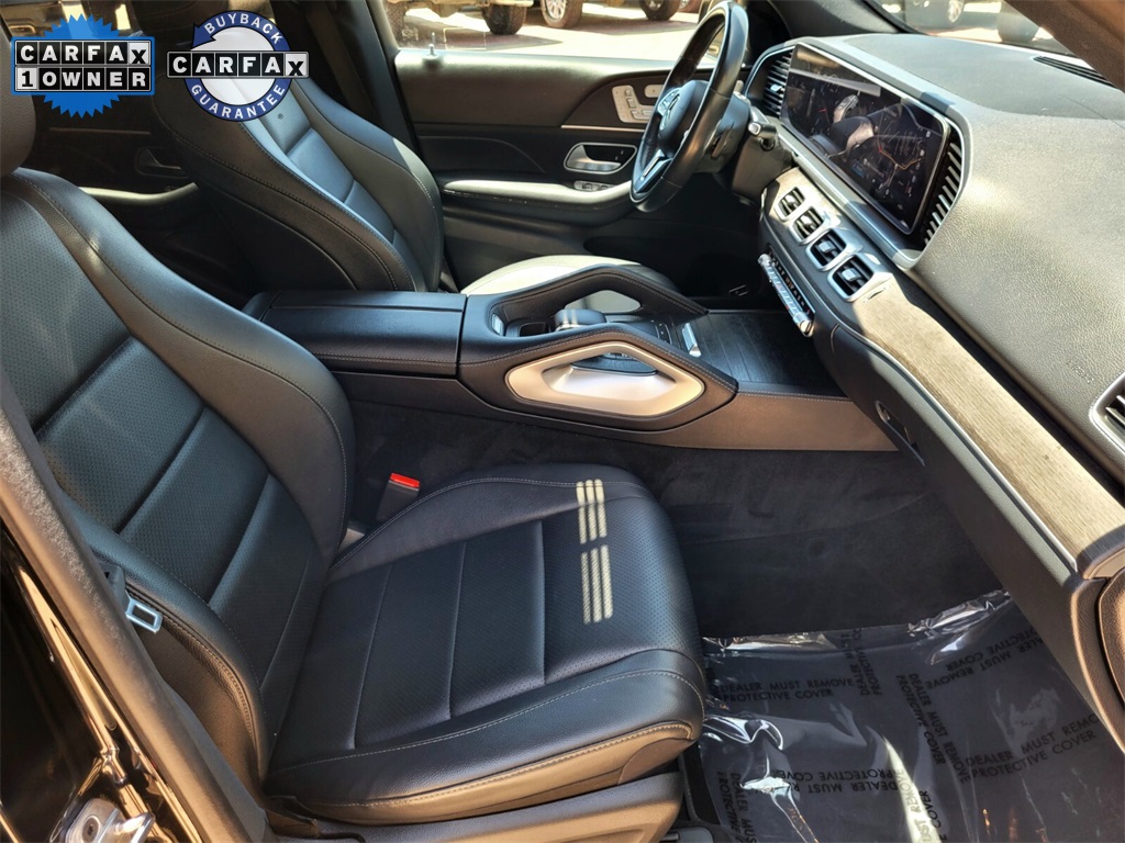 Vehicle image 14 of 40