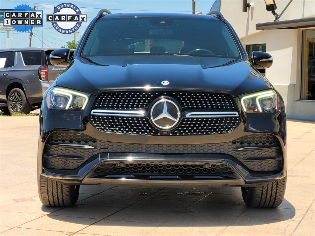 Vehicle image 2 of 40