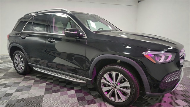 Vehicle image 6 of 26