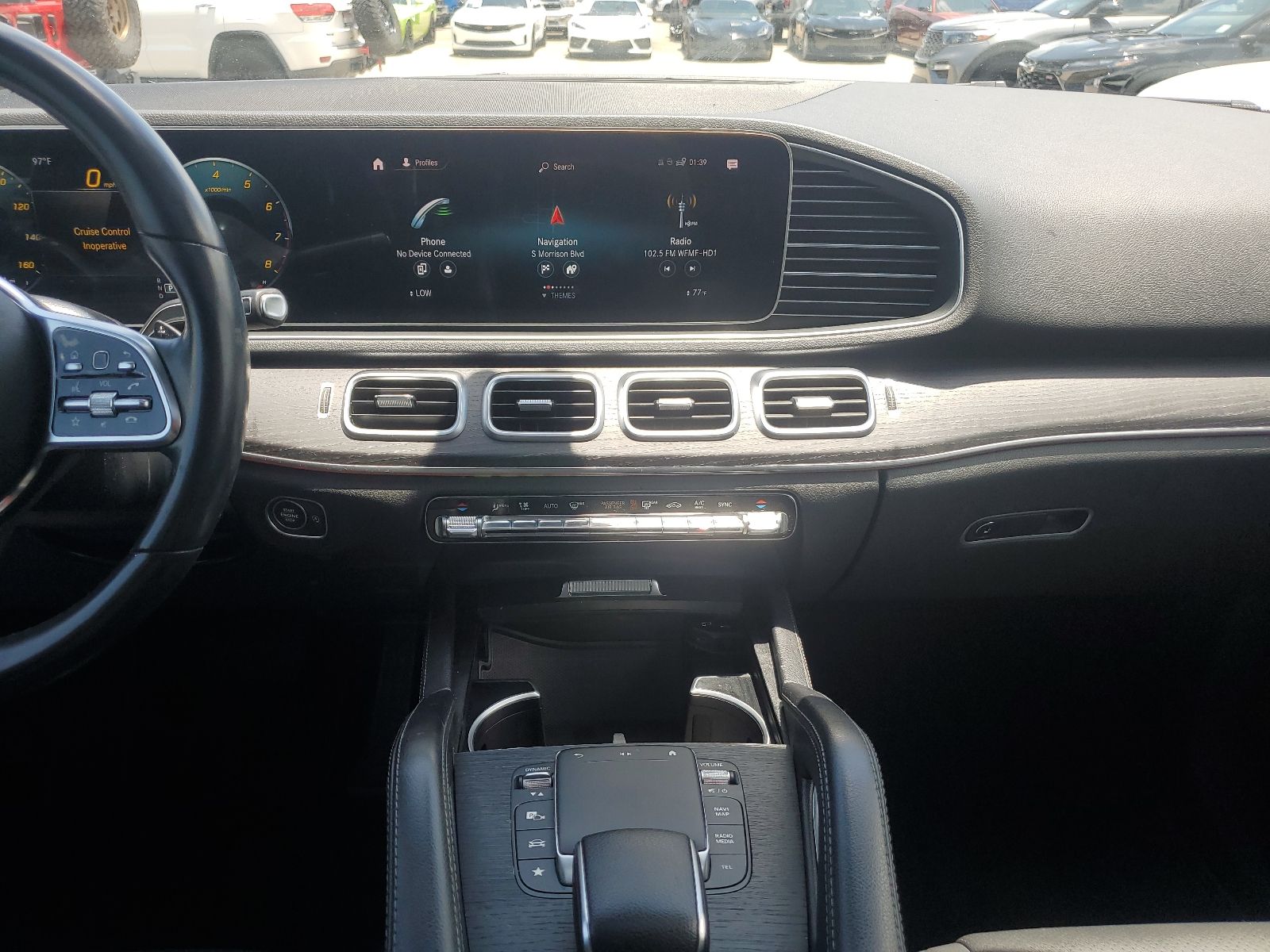 Vehicle image 11 of 12