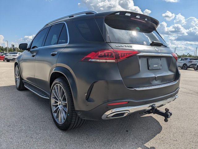Vehicle image 9 of 36