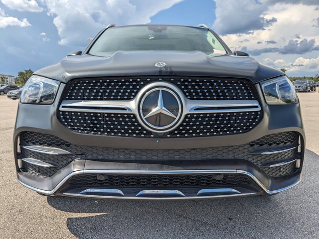Vehicle image 3 of 36
