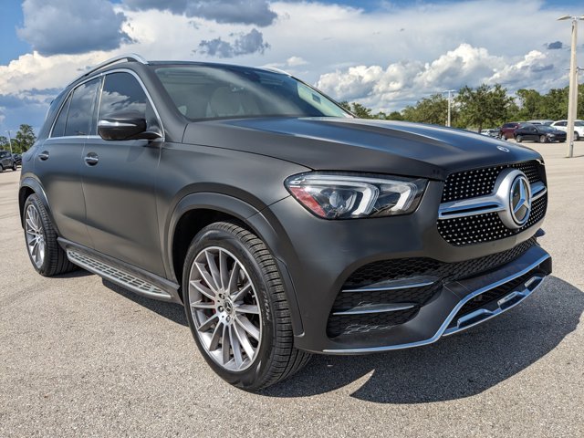Vehicle image 4 of 36