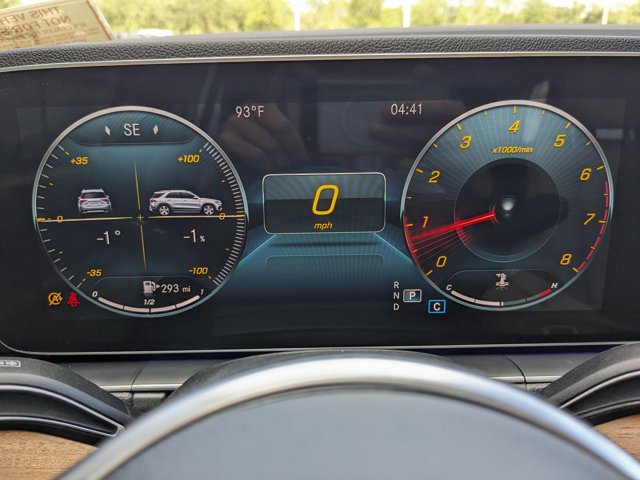 Vehicle image 18 of 36