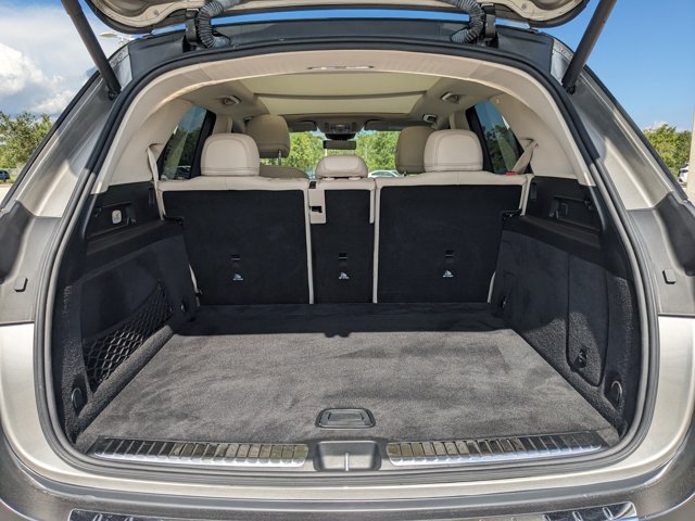 Vehicle image 12 of 36