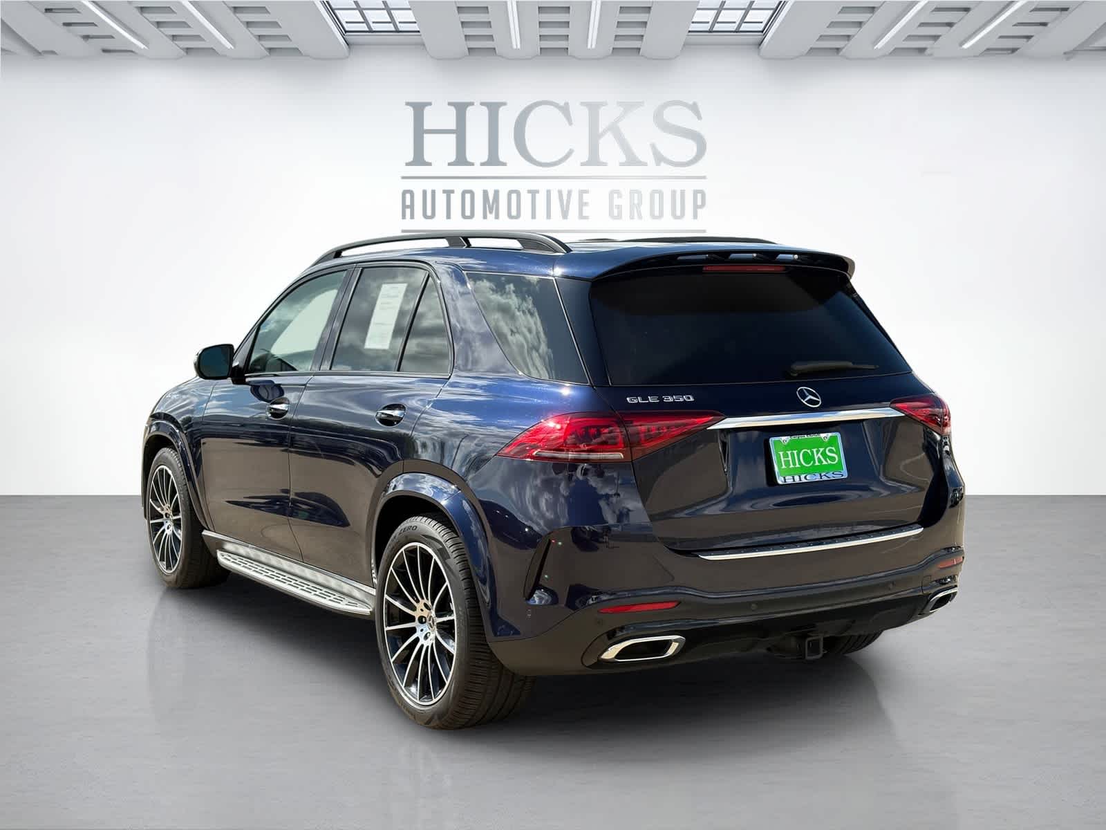 Vehicle image 6 of 22