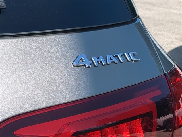 Vehicle image 29 of 35