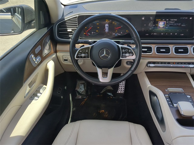Vehicle image 13 of 35