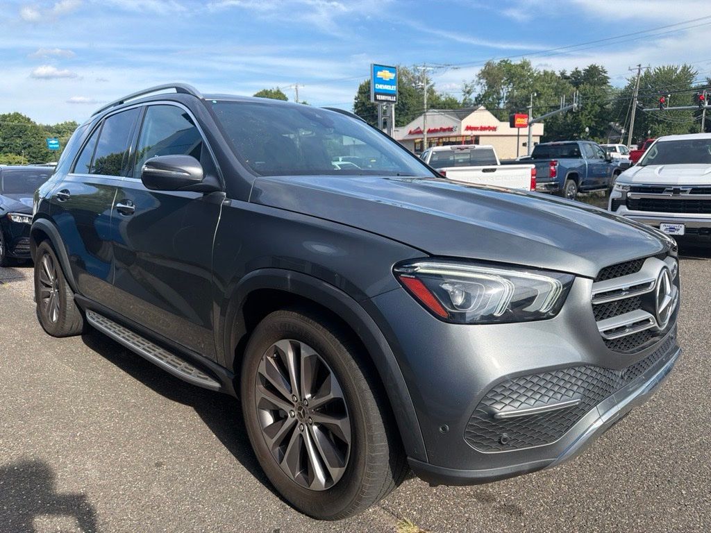 2022 Mercedes-Benz GLE 350 Image 3 of 30