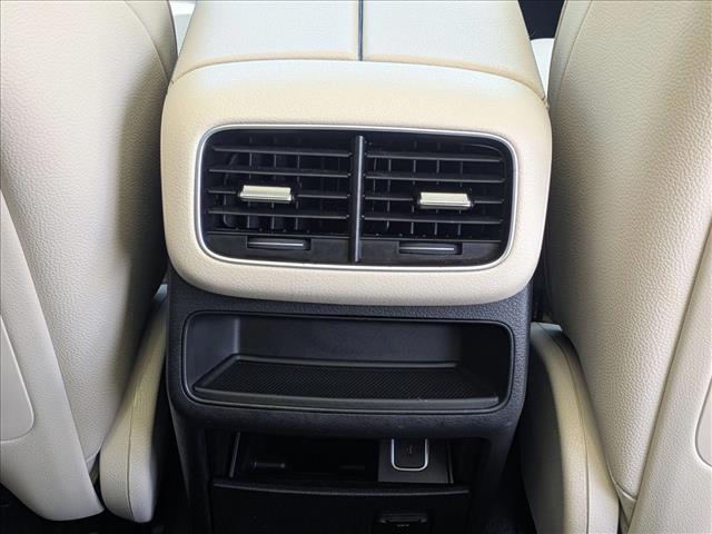 Vehicle image 25 of 27