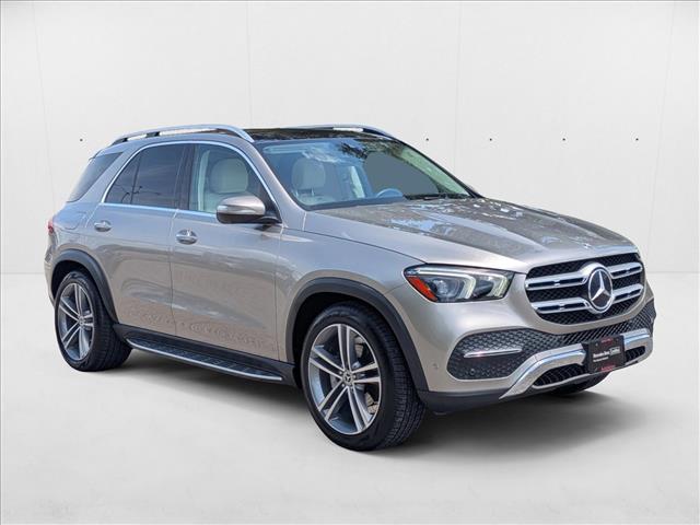 Vehicle image 3 of 27