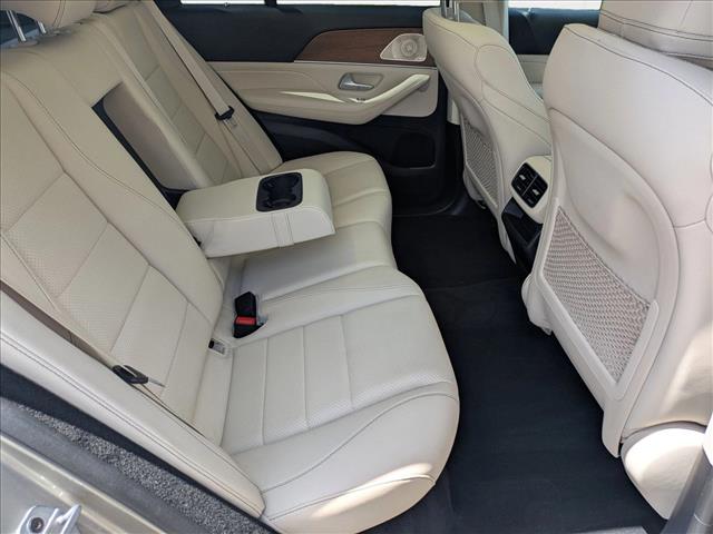 Vehicle image 12 of 27